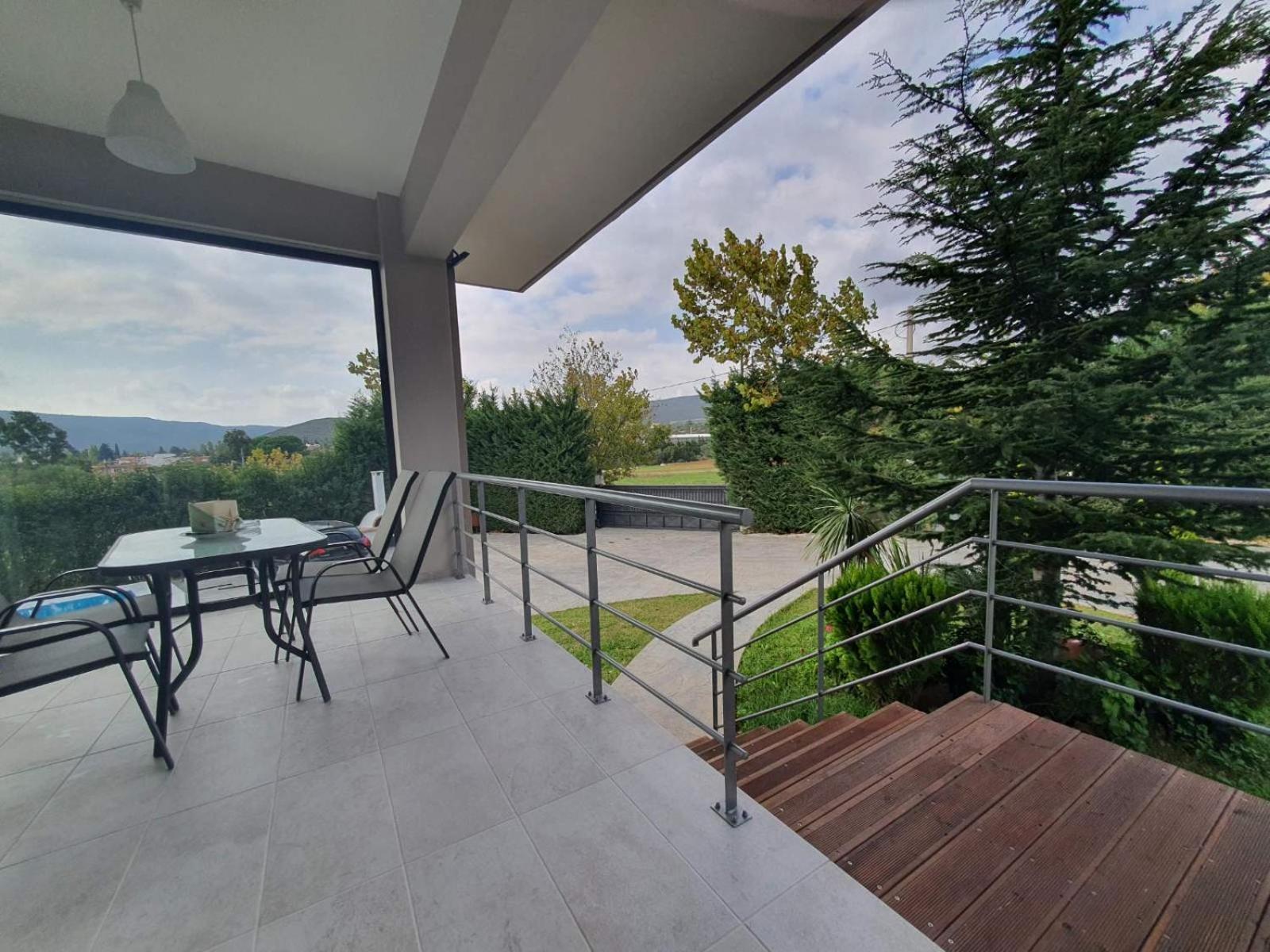 Villa Constangie Marathón Exteriör bild