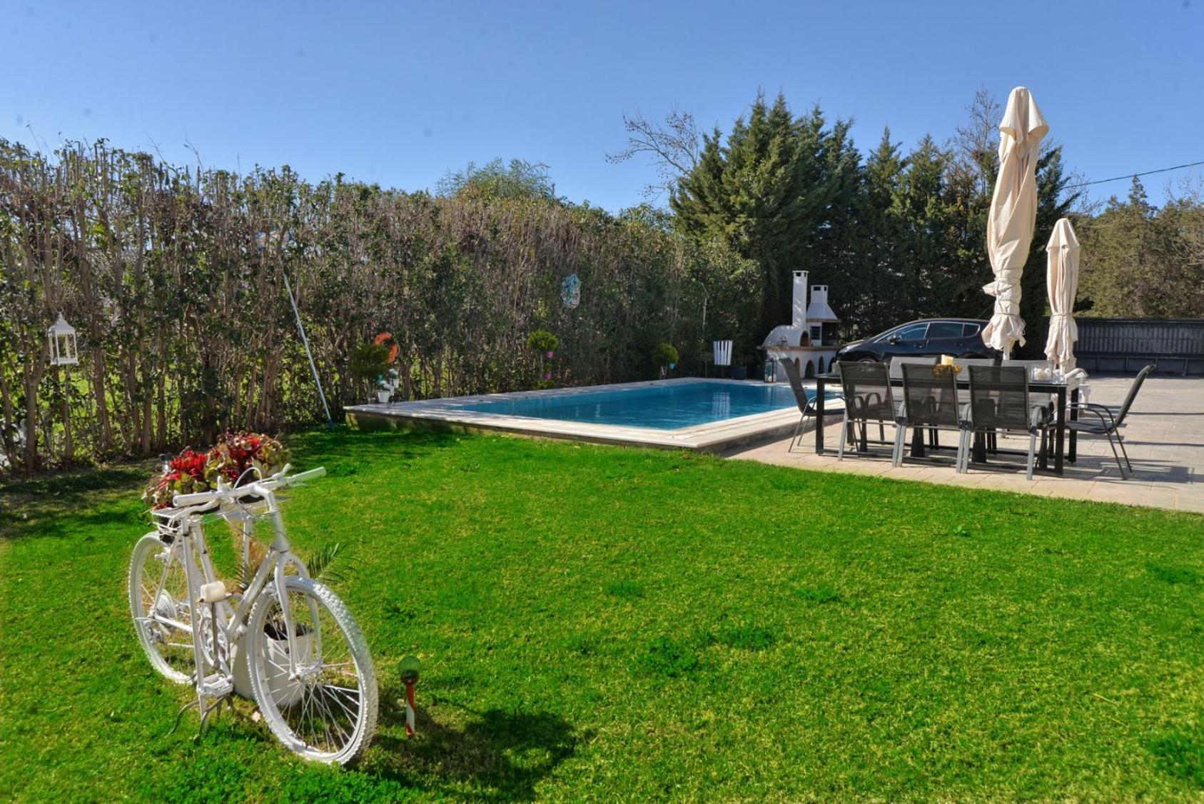 Villa Constangie Marathón Exteriör bild